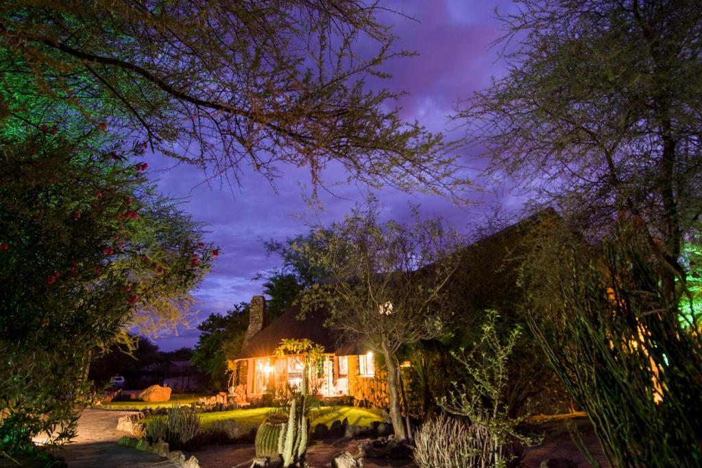 Etusis Lodge Usakos Exteriér fotografie