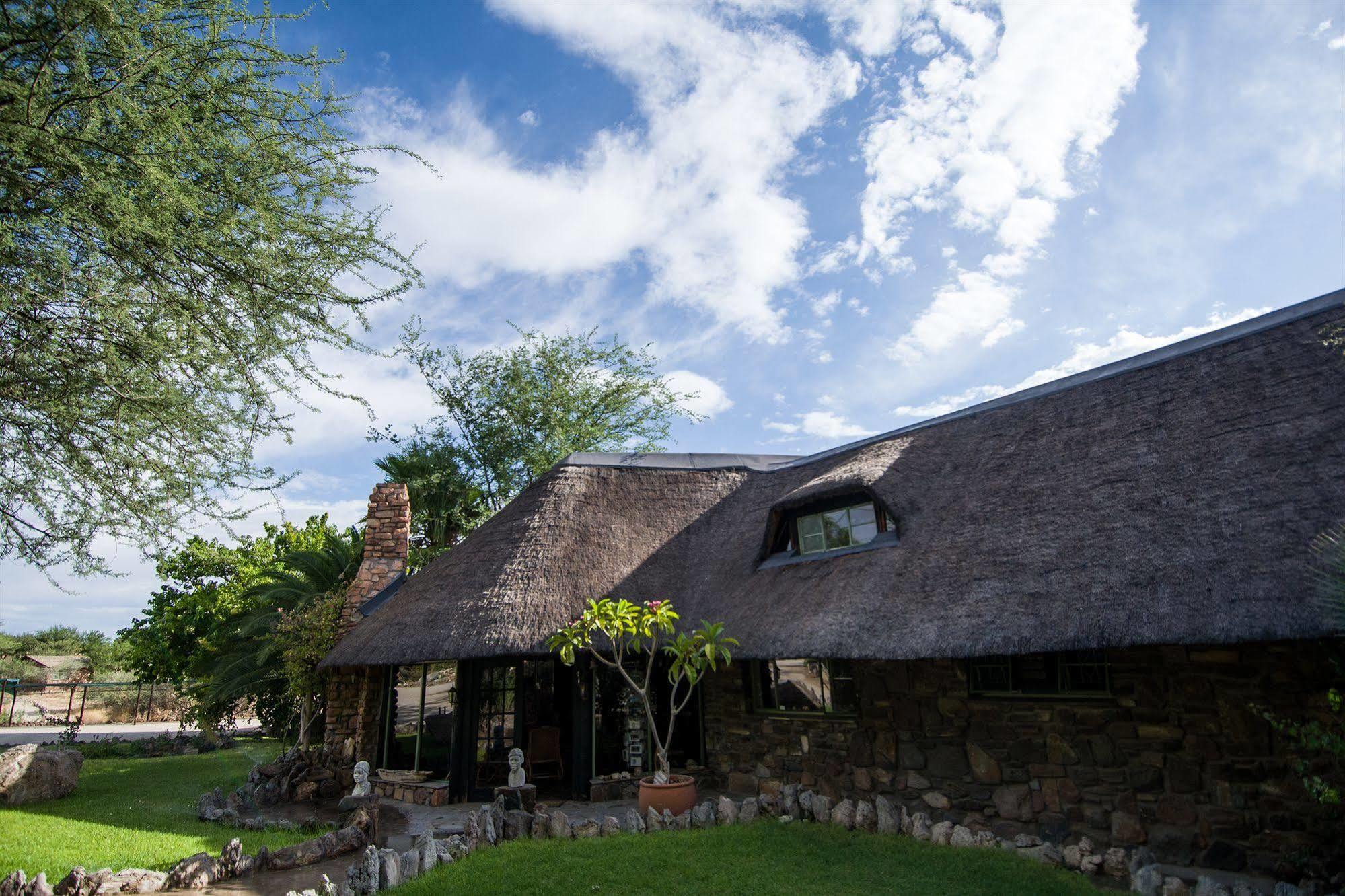 Etusis Lodge Usakos Exteriér fotografie