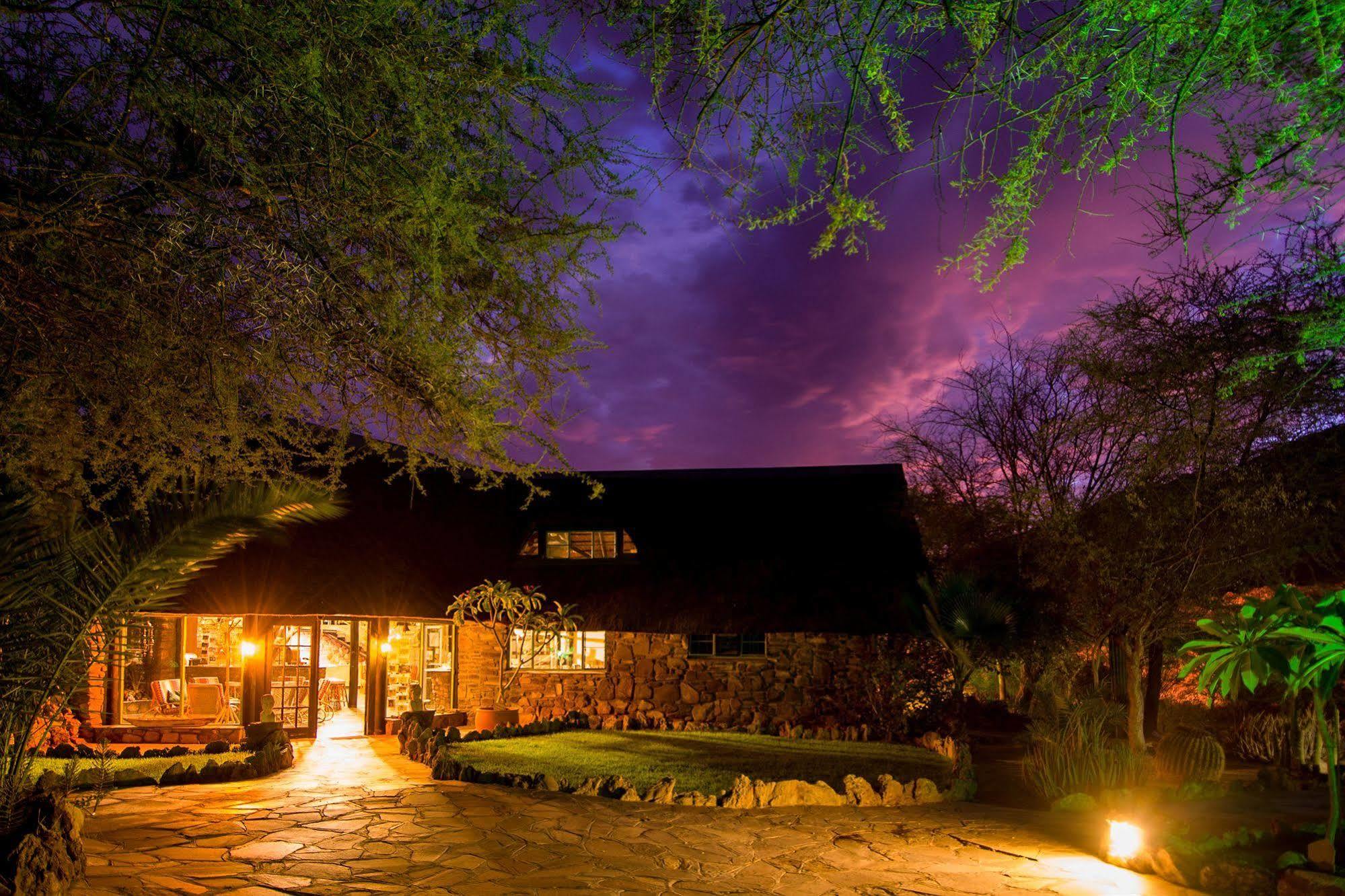 Etusis Lodge Usakos Exteriér fotografie