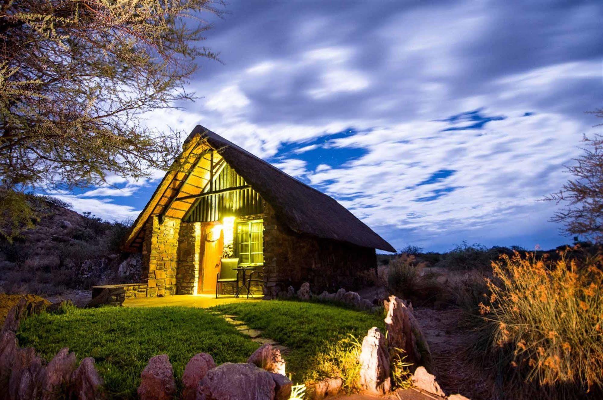 Etusis Lodge Usakos Exteriér fotografie